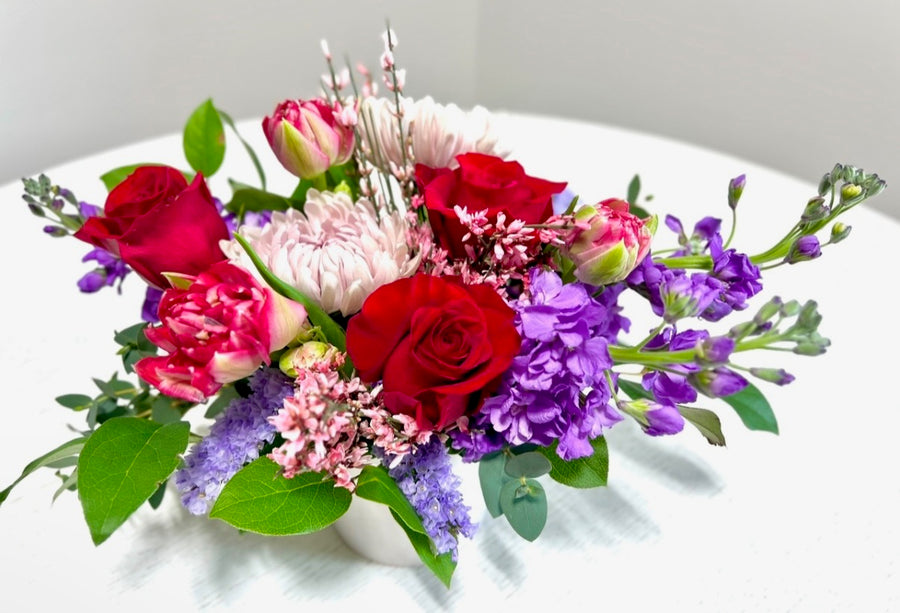 Lovely Blooms Valentine's Bouquet